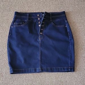 Denim skirt